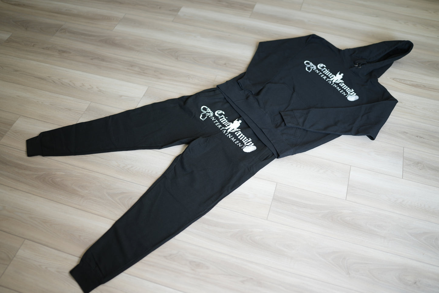 Black Crime Family Fit (Hoodie and Sweatpants) SET