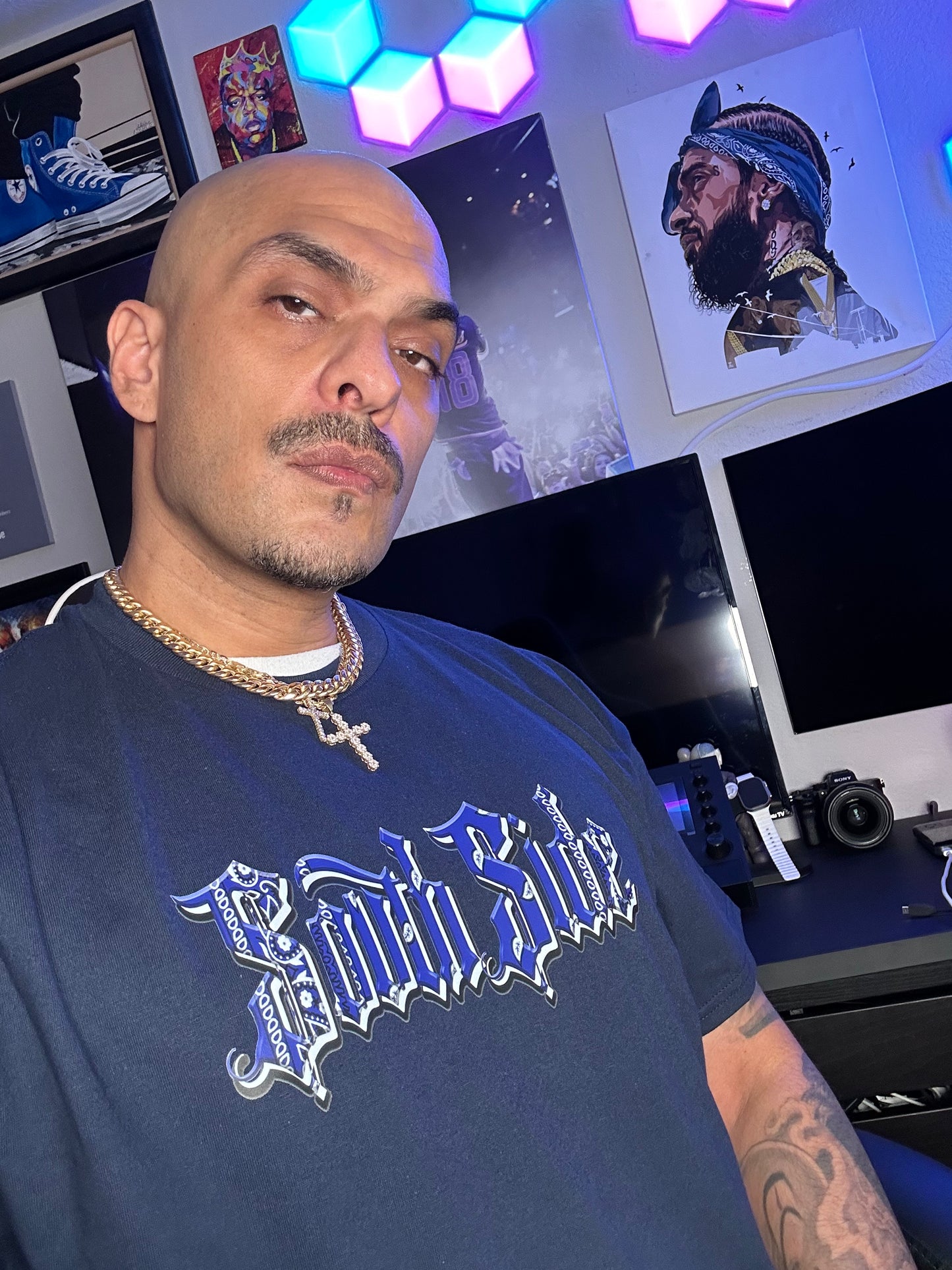 A SouthSide Blue Bandana print TShirt (Navy Blue)